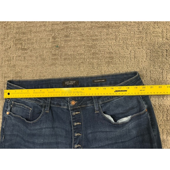 Judy Blue Size 22W Flare Jeans (G) - Picture 5 of 6